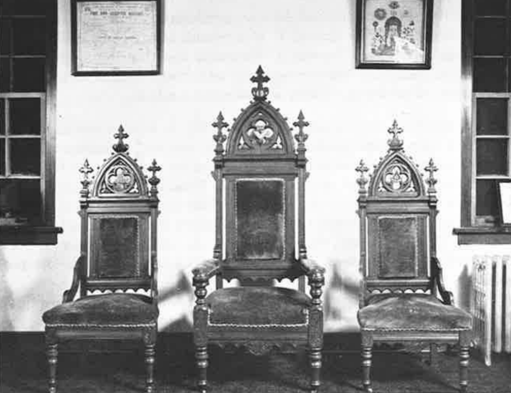 Old Lodge Room